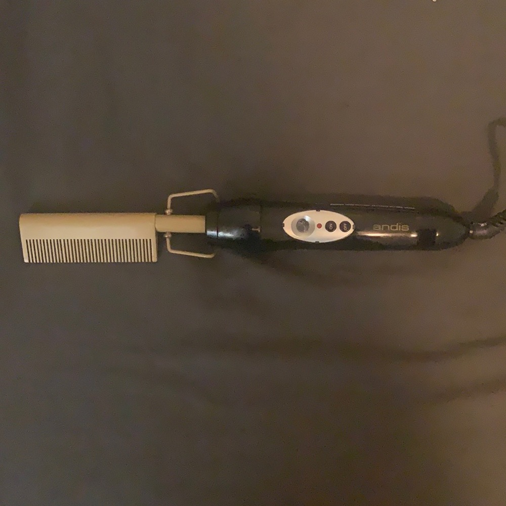 Andis 38300 Professional 450 F High Heat Ceramic Pressing Comb